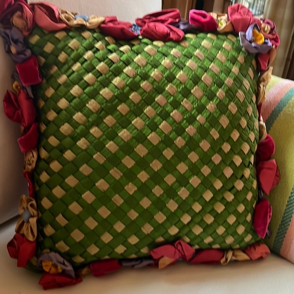 MacKenzie-Childs | Accents | Sold Set Of 3 Mackenzie Childs Pillows ...